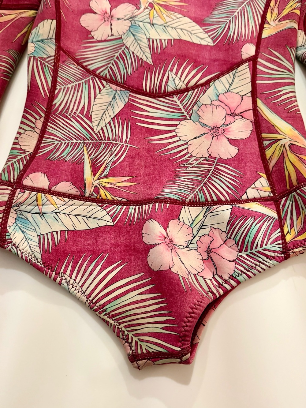 Billabong Surf Capsule Floral Long Sleeve Spring Suit Maroon Tropical Print - Picture 10 of 10